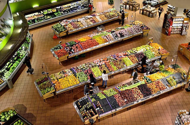 Grocery Shopping: Minimizing the risks and tips to get what you want